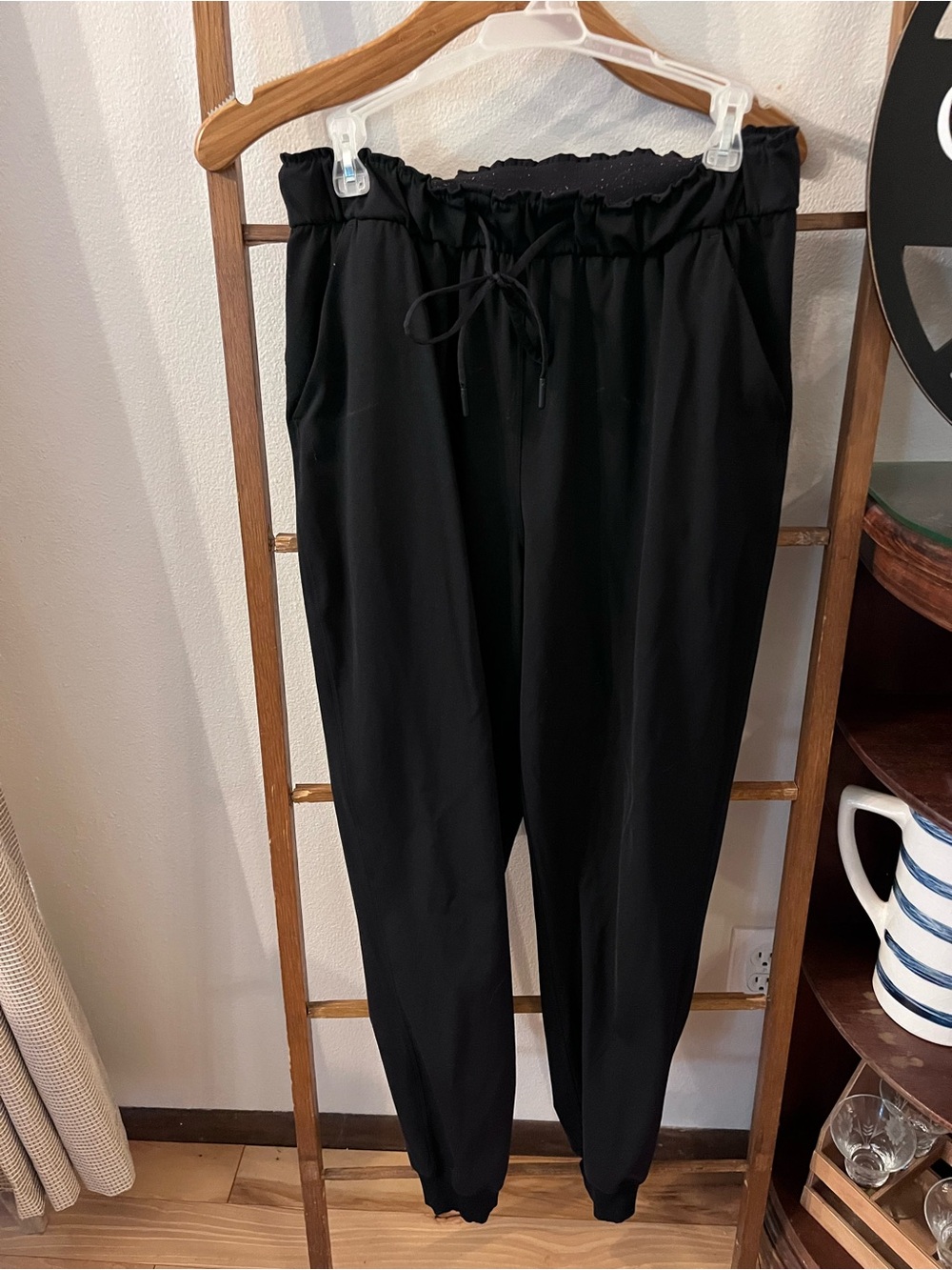 Lululemon Black Elastic Waist Jogger Pants